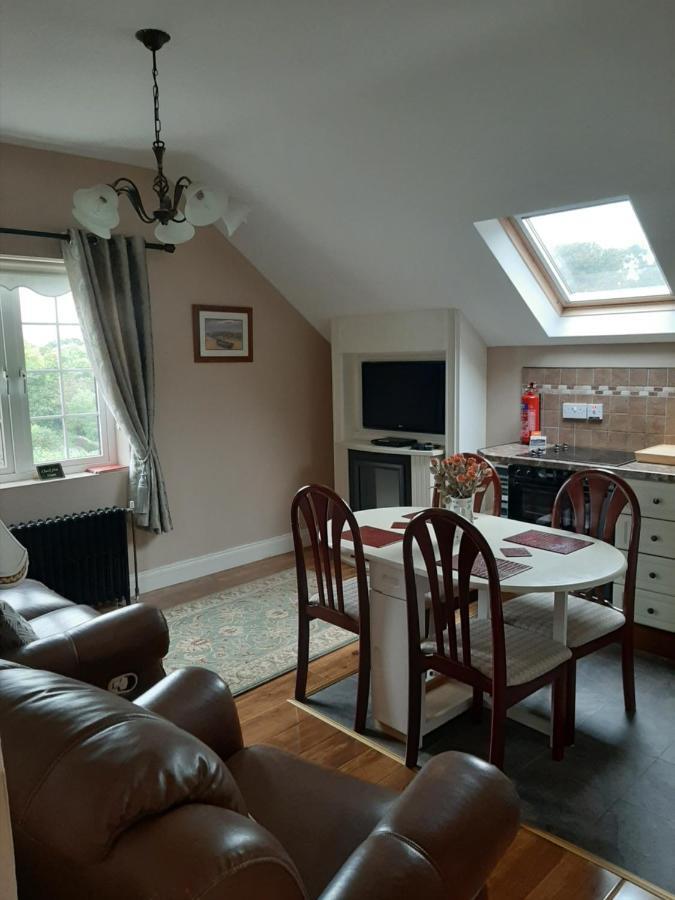 Riverside Lodge Carlingford Eksteriør bilde